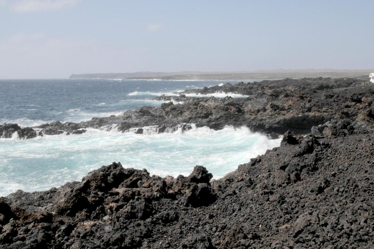 Mar De Sal Apartment Teguise  Bagian luar foto